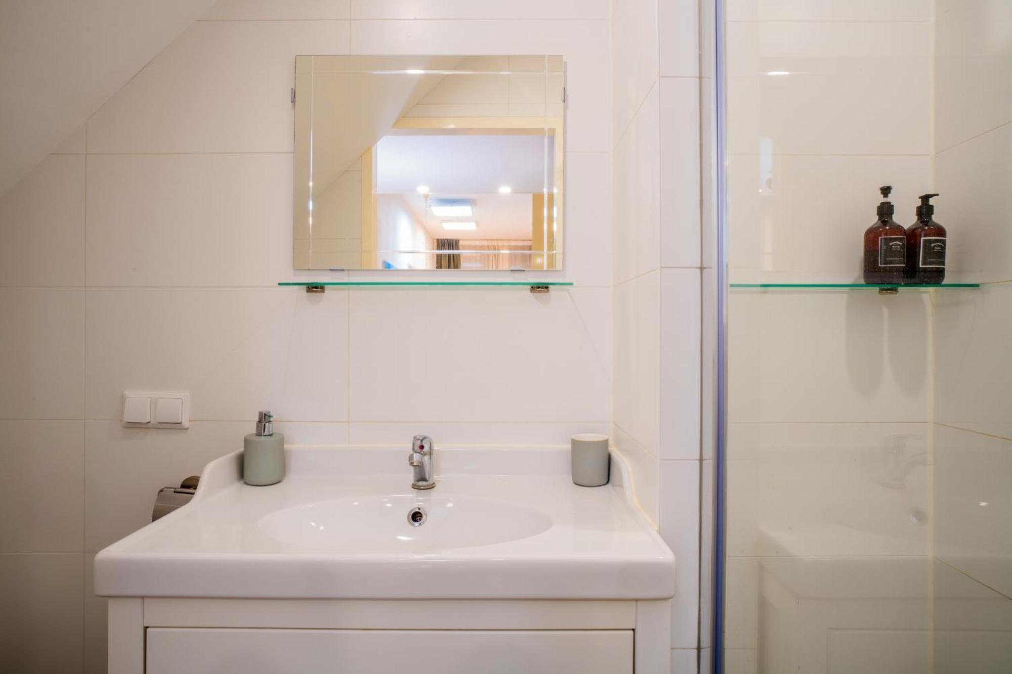 Fully Fitted Room - 15 Min From Central Station Амстердам Екстериор снимка